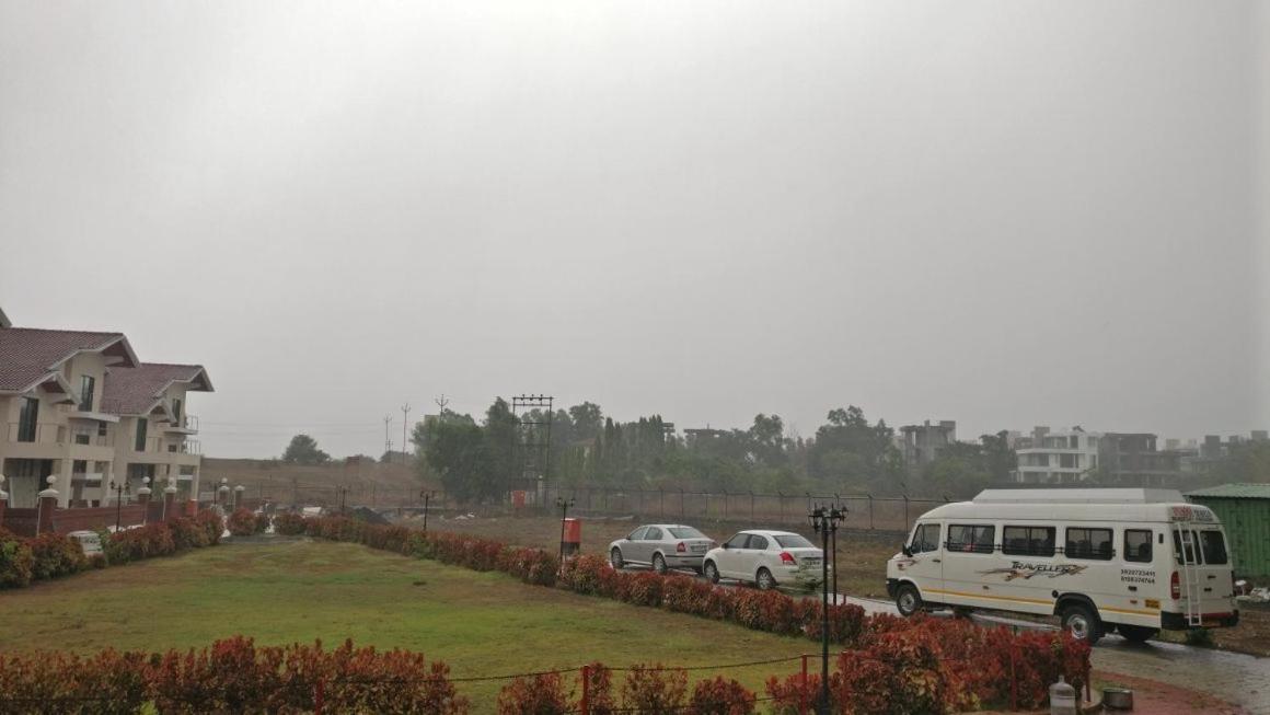 Rain Forest Resort Lonavala Luaran gambar